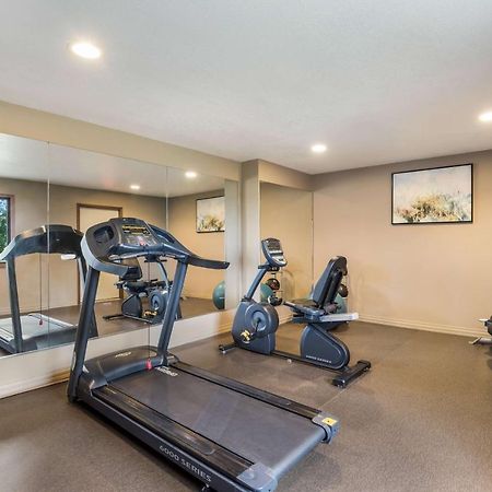 Best Western Mount Pleasant Inn Esterno foto
