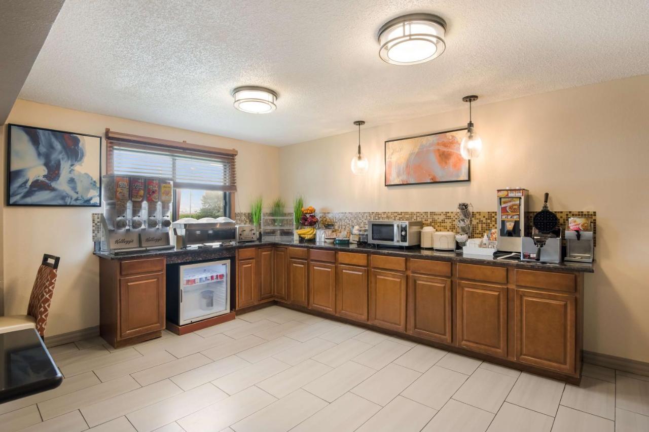 Best Western Mount Pleasant Inn Esterno foto